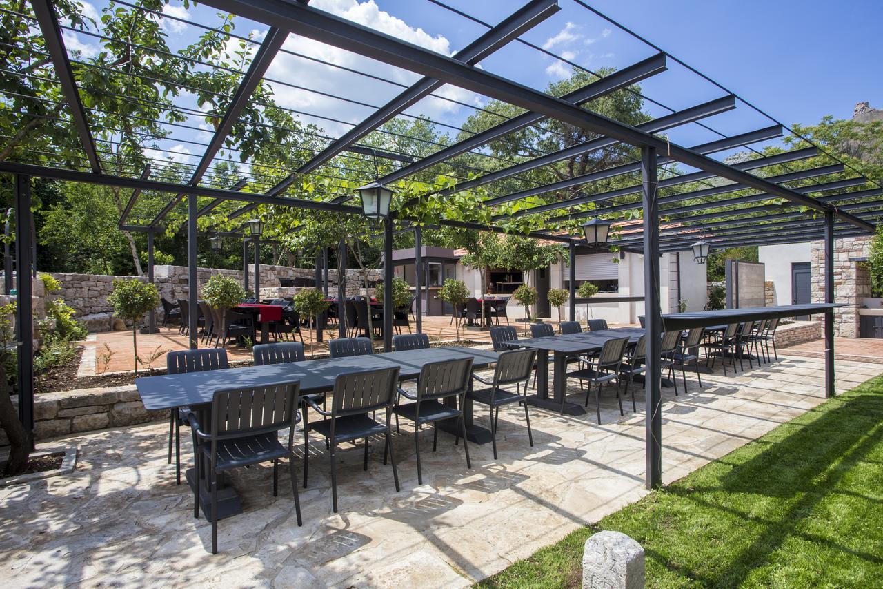 Hotel Stanica Ravno Екстериор снимка
