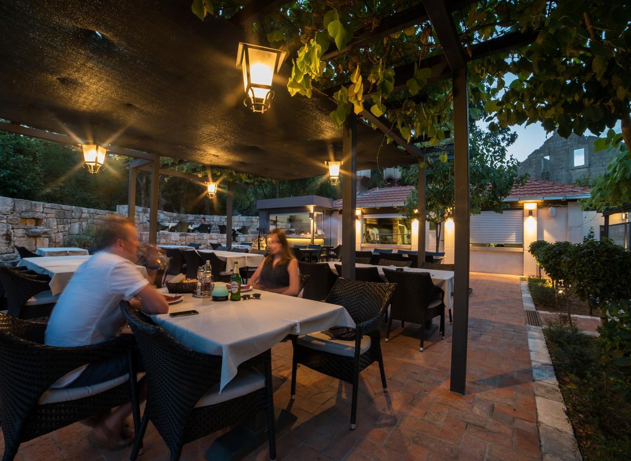Hotel Stanica Ravno Екстериор снимка