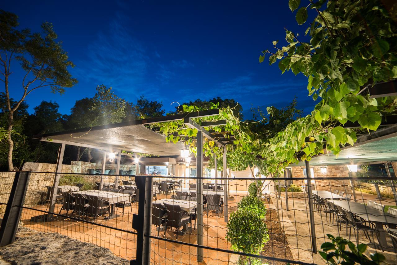 Hotel Stanica Ravno Екстериор снимка