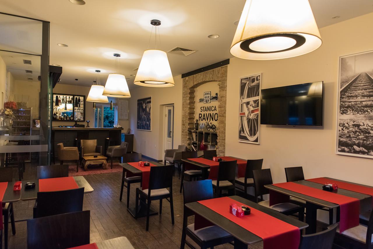 Hotel Stanica Ravno Екстериор снимка